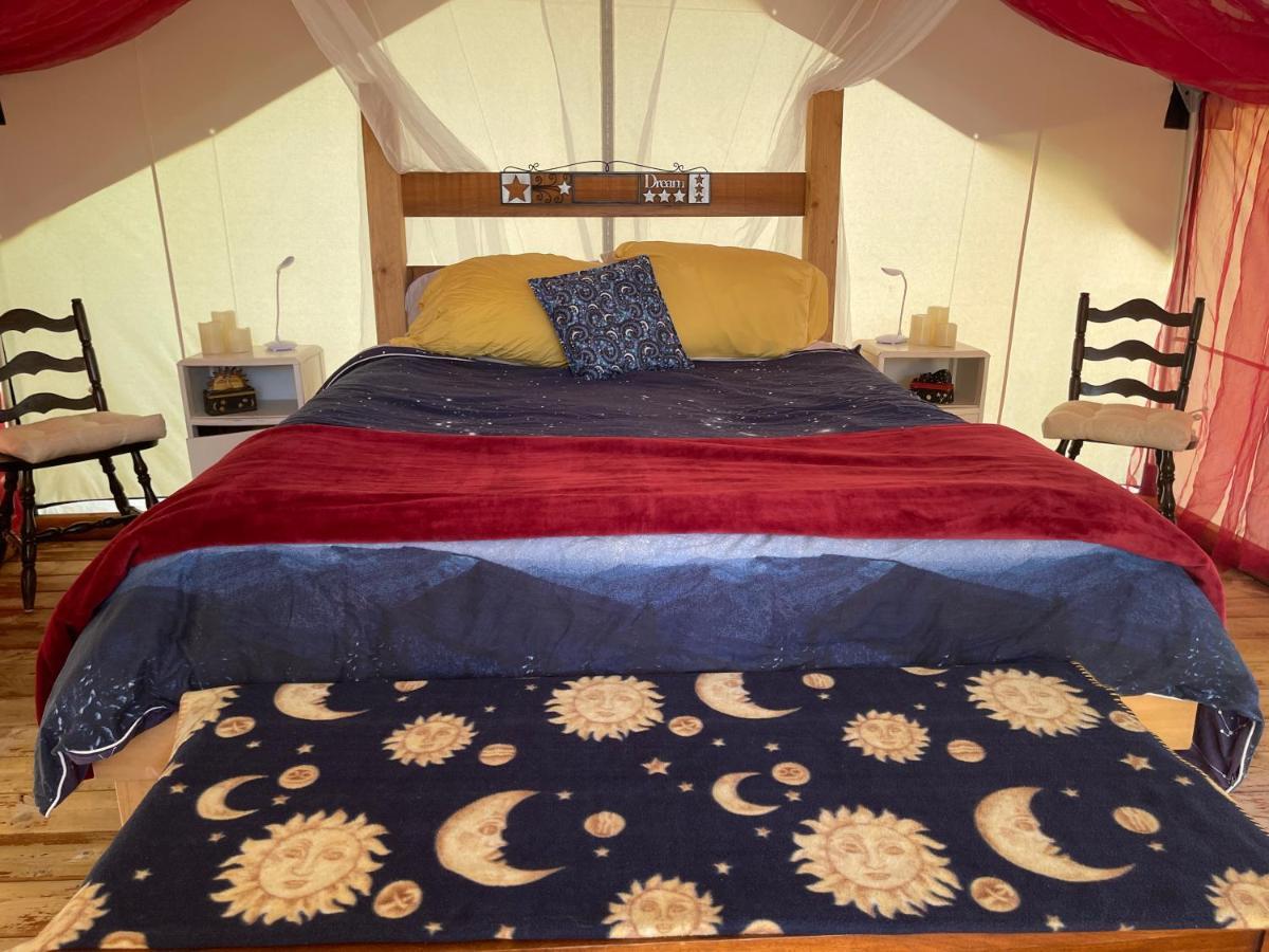 Hotel So Damn Lucky Glamping Ucluelet Exterior foto