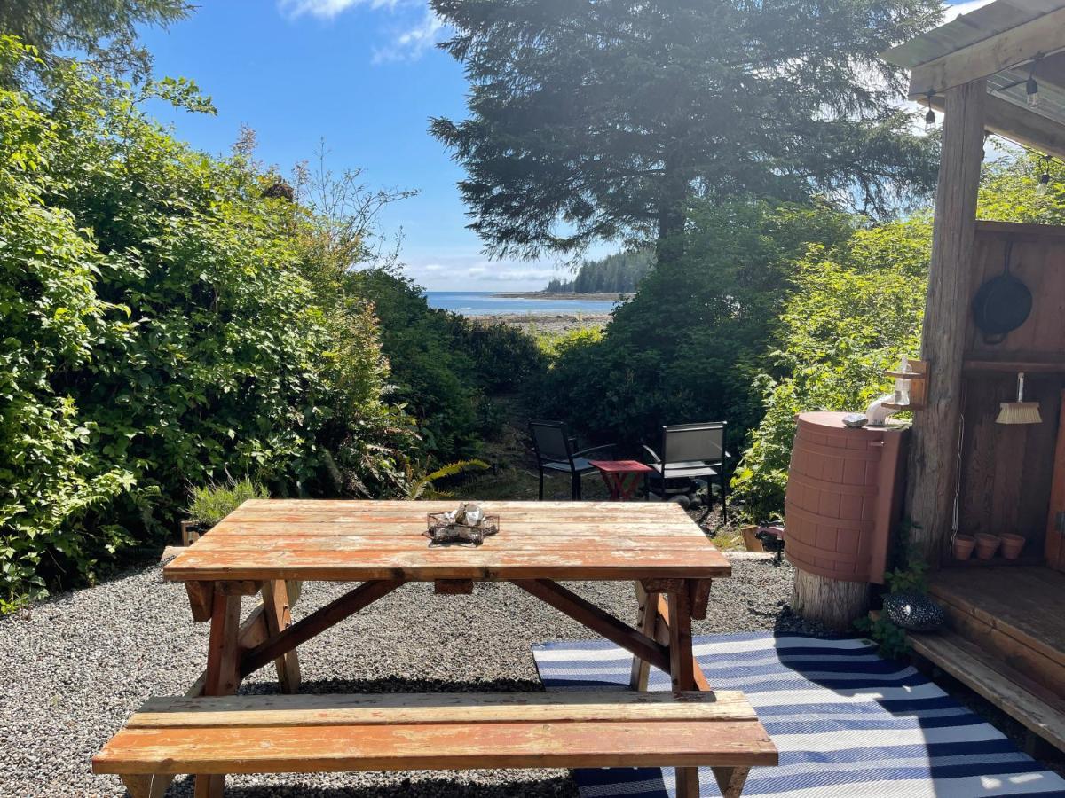 Hotel So Damn Lucky Glamping Ucluelet Exterior foto