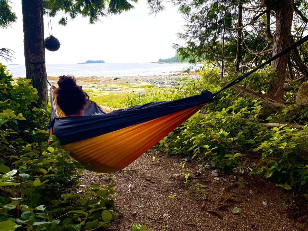 Hotel So Damn Lucky Glamping Ucluelet Exterior foto