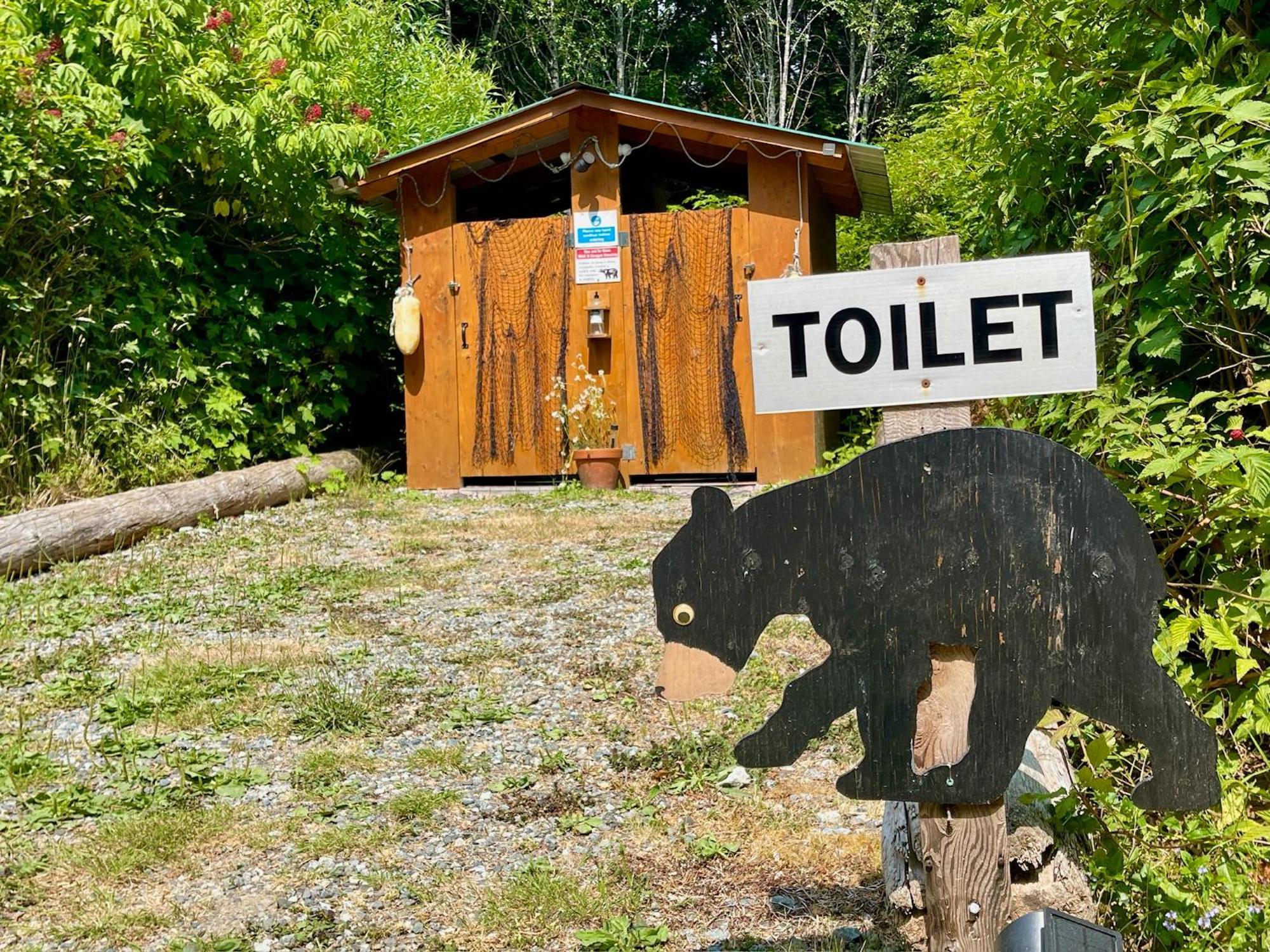 Hotel So Damn Lucky Glamping Ucluelet Exterior foto